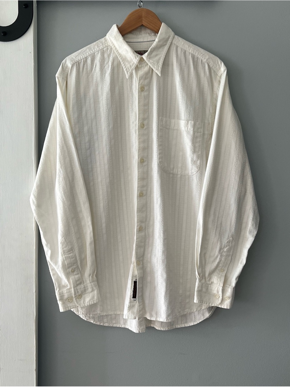 VTG The Territory Ahead Shirt Sz L Cream/ Ivory White Button Up Jacquard Striped